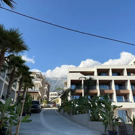Ionion Sea View With Parking شقة *